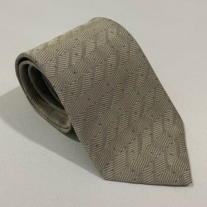 XMI Platinum Gold Wavy Geometric w/ Microdot All Silk Tie